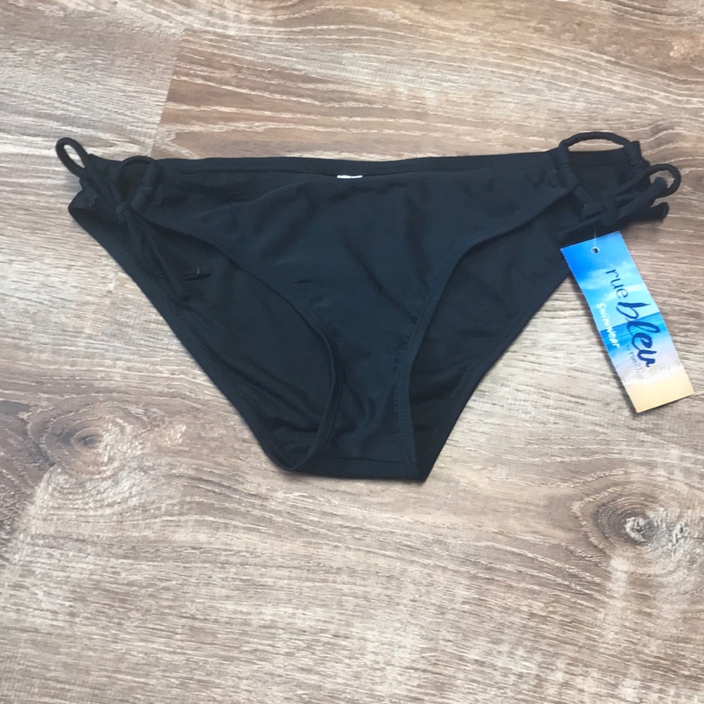 Black bikini bottoms